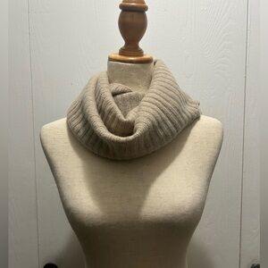 Portolano Beige Ribbed Knit Scarf
